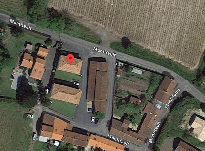 Du Vignoble A L'Atlantique - Residence Montifault Gites Du 2 Au 3 Pieces Le Pallet 外观 照片