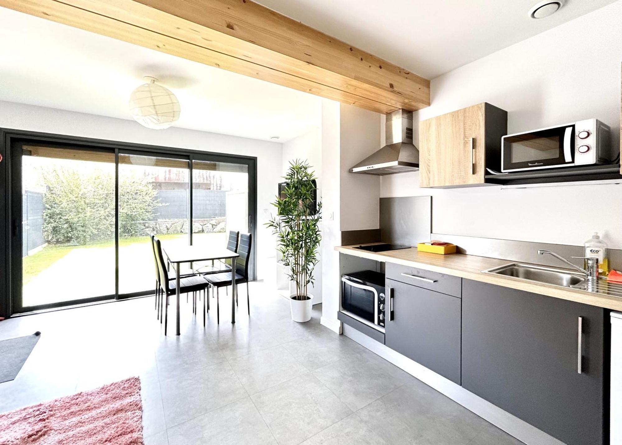 Du Vignoble A L'Atlantique - Residence Montifault Gites Du 2 Au 3 Pieces Le Pallet 外观 照片